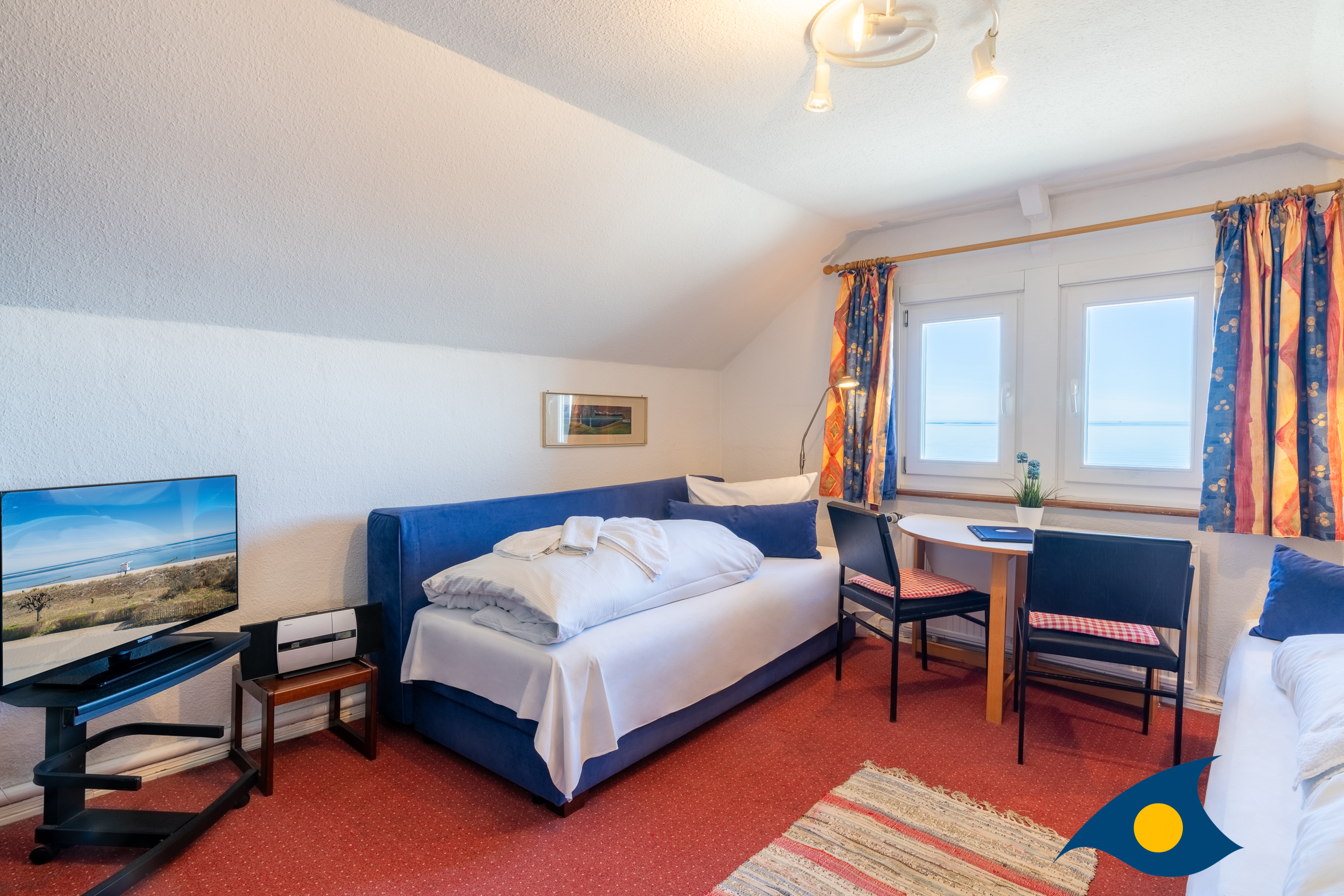 Dachgeschosswohnung in der Strandvilla Bansin, Schlafzimmer mit Blick Richtung Meer